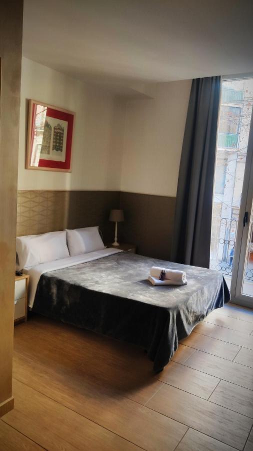 Hostal Agua Alegre Barcelona Exterior photo