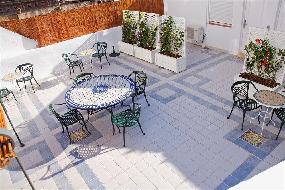 Hostal Agua Alegre Barcelona Exterior photo
