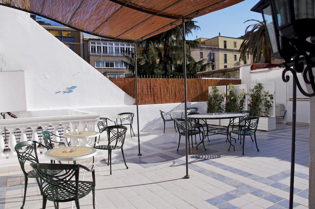 Hostal Agua Alegre Barcelona Exterior photo